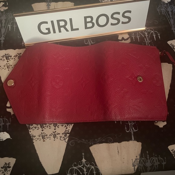 Red leather Louis Vuitton Victorian wallet - Picture 8 of 13